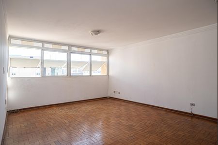Apartamento à venda com 130m², 3 quartos e 1 vaga Apartamento à venda com 130m², 3 quartos e 1 vagaSala