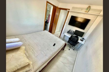 Apartamento à venda com 480m², 2 quartos e 4 vagas Apartamento à venda com 480m², 2 quartos e 4 vagasSuíte