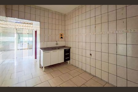 Casa à venda com 250m², 3 quartos e 1 vaga Casa à venda com 250m², 3 quartos e 1 vagaCozinha