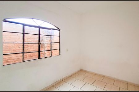 Casa à venda com 250m², 3 quartos e 1 vaga Casa à venda com 250m², 3 quartos e 1 vagaQuarto