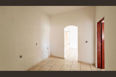 Casa à venda com 250m², 3 quartos e 1 vaga Casa à venda com 250m², 3 quartos e 1 vagaSala