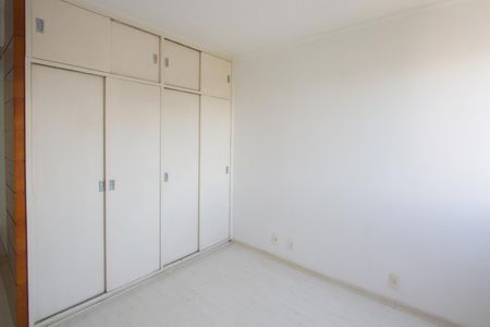 Apartamento à venda com 91m², 2 quartos e 1 vaga Apartamento à venda com 91m², 2 quartos e 1 vagaSuíte