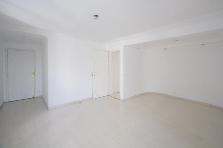 Apartamento à venda com 91m², 2 quartos e 1 vaga Apartamento à venda com 91m², 2 quartos e 1 vagaSala