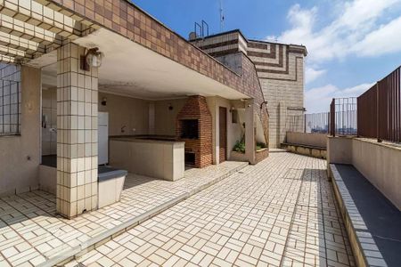 Apartamento à venda com 154m², 3 quartos e 1 vaga Apartamento à venda com 154m², 3 quartos e 1 vagaÁrea comum - Churrasqueira