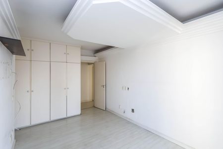 Apartamento à venda com 177m², 3 quartos e 3 vagasSuíte 3
