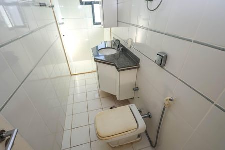 Apartamento à venda com 177m², 3 quartos e 3 vagasBanheiro da Suíte 1