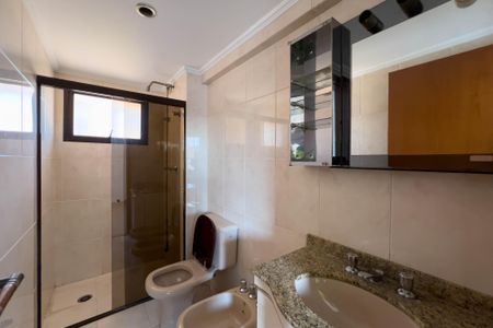 Apartamento à venda com 160m², 3 quartos e 3 vagasBanheiro da Suíte