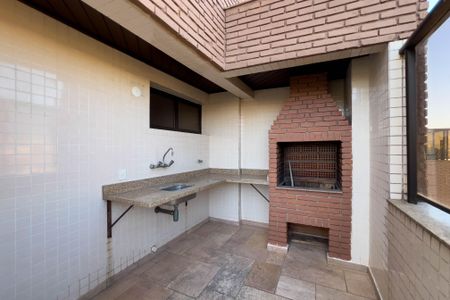 Apartamento à venda com 160m², 3 quartos e 3 vagasCobertura