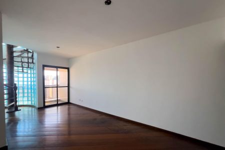 Apartamento à venda com 160m², 3 quartos e 3 vagasSala