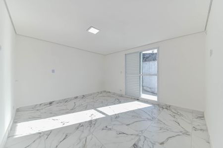 Casa à venda com 250m², 4 quartos e 9 vagasSuíte 2
