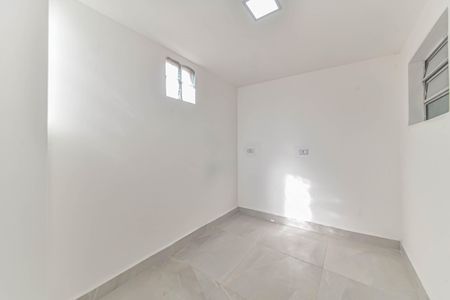 Casa à venda com 250m², 4 quartos e 9 vagasEscritório