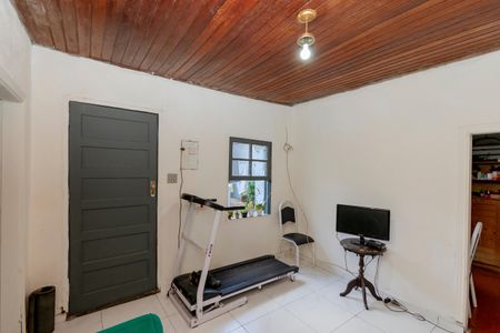 Casa à venda com 250m², 3 quartos e 3 vagas Casa à venda com 250m², 3 quartos e 3 vagasEdícula