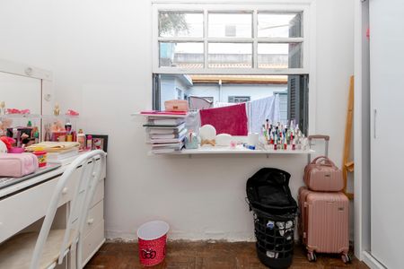 Casa à venda com 250m², 3 quartos e 3 vagas Casa à venda com 250m², 3 quartos e 3 vagasQuarto 3