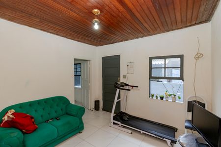 Casa à venda com 250m², 3 quartos e 3 vagas Casa à venda com 250m², 3 quartos e 3 vagasEdícula