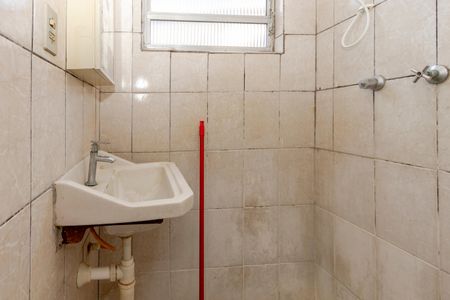 Casa à venda com 250m², 3 quartos e 3 vagas Casa à venda com 250m², 3 quartos e 3 vagasEdícula