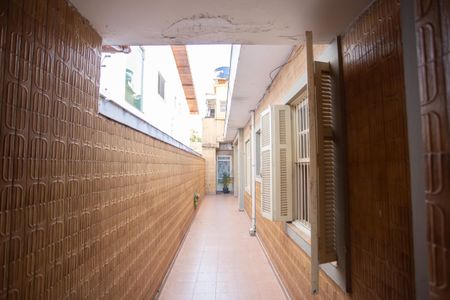 Casa à venda com 300m², 2 quartos e 2 vagas Casa à venda com 300m², 2 quartos e 2 vagasÁrea Externa