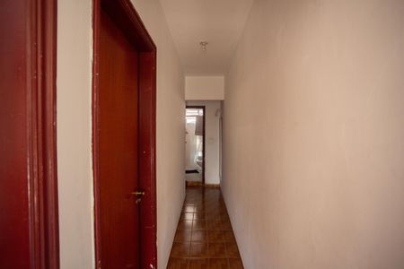 Casa à venda com 300m², 2 quartos e 2 vagas Casa à venda com 300m², 2 quartos e 2 vagasEdícula