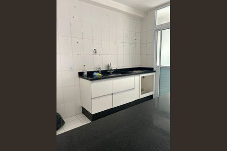 Apartamento para alugar com 61m², 2 quartos e 1 vaga Apartamento para alugar com 61m², 2 quartos e 1 vagaCozinha