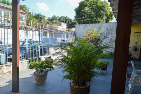 Casa de condomínio para alugar com 153m², 3 quartos e 1 vaga Casa de condomínio para alugar com 153m², 3 quartos e 1 vagaQuintal