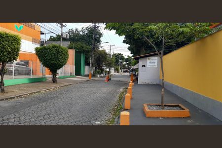 Casa de condomínio para alugar com 153m², 3 quartos e 1 vaga Casa de condomínio para alugar com 153m², 3 quartos e 1 vagaFachada