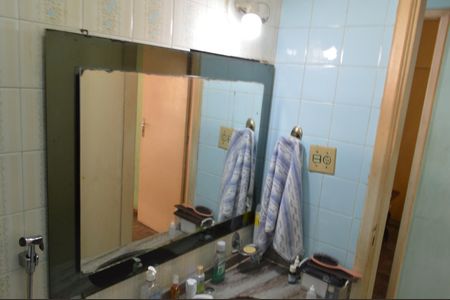 Casa de condomínio para alugar com 153m², 3 quartos e 1 vaga Casa de condomínio para alugar com 153m², 3 quartos e 1 vagaBanheiro