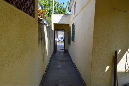 Casa de condomínio para alugar com 153m², 3 quartos e 1 vaga Casa de condomínio para alugar com 153m², 3 quartos e 1 vagaCorredor