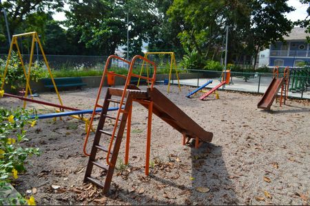 Casa de condomínio para alugar com 153m², 3 quartos e 1 vaga Casa de condomínio para alugar com 153m², 3 quartos e 1 vagaÁrea comum - Playground