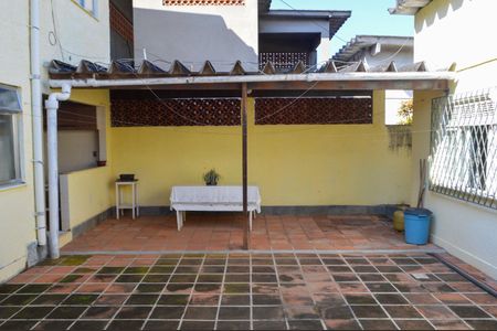 Casa de condomínio para alugar com 153m², 3 quartos e 1 vaga Casa de condomínio para alugar com 153m², 3 quartos e 1 vagaChurrasqueira