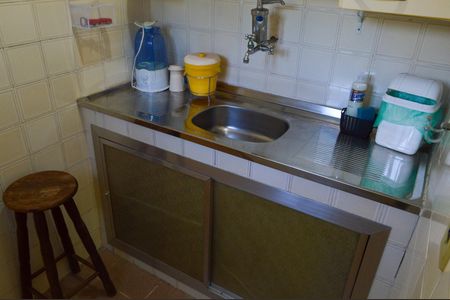 Casa de condomínio para alugar com 153m², 3 quartos e 1 vaga Casa de condomínio para alugar com 153m², 3 quartos e 1 vagaCozinha da Edicula