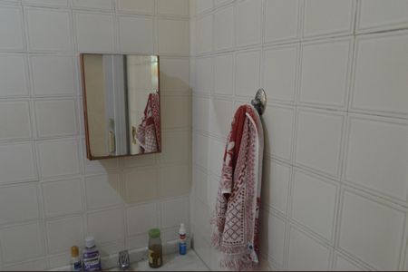 Casa de condomínio para alugar com 153m², 3 quartos e 1 vaga Casa de condomínio para alugar com 153m², 3 quartos e 1 vagaBanheiro da Edicula