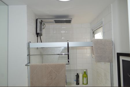 Apartamento à venda com 45m², 2 quartos e 1 vagaBanheiro Social