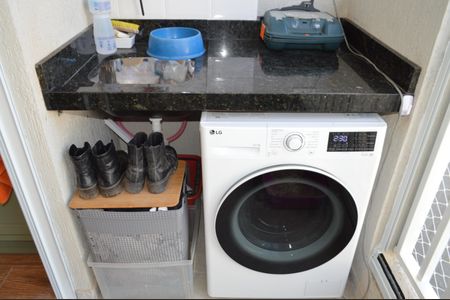 Apartamento à venda com 45m², 2 quartos e 1 vagaÁrea de Serviço