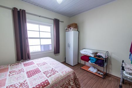 Casa à venda com 260m², 3 quartos e 2 vagas Casa à venda com 260m², 3 quartos e 2 vagasQuarto 2