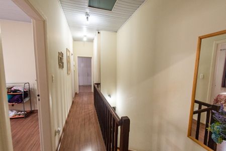 Casa à venda com 260m², 3 quartos e 2 vagas Casa à venda com 260m², 3 quartos e 2 vagasCorredor dos quartos