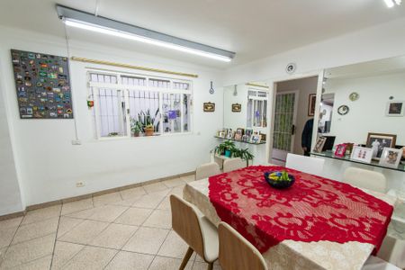Casa à venda com 260m², 3 quartos e 2 vagas Casa à venda com 260m², 3 quartos e 2 vagasSala de jantar