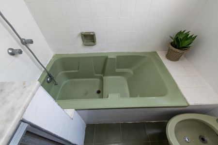 Casa à venda com 260m², 3 quartos e 2 vagas Casa à venda com 260m², 3 quartos e 2 vagasBanheiro da suíte