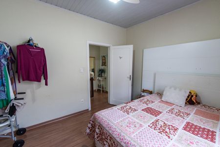 Casa à venda com 260m², 3 quartos e 2 vagas Casa à venda com 260m², 3 quartos e 2 vagasQuarto 2