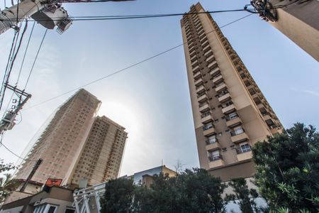 Apartamento para alugar com 61m², 2 quartos e 1 vagaFachada do bloco