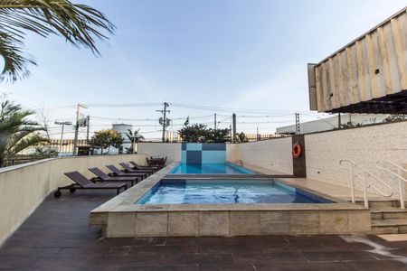 Apartamento para alugar com 61m², 2 quartos e 1 vagaPiscina