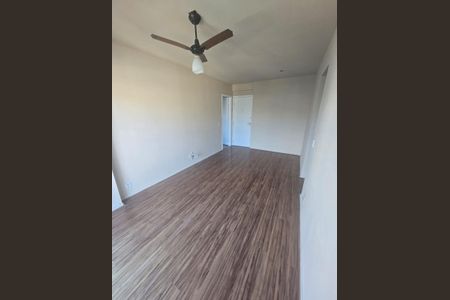 Apartamento à venda com 68m², 3 quartos e 1 vaga Apartamento à venda com 68m², 3 quartos e 1 vagaSala