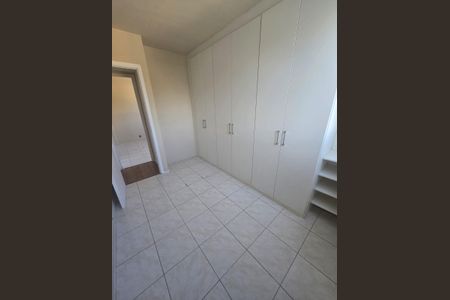 Apartamento à venda com 68m², 3 quartos e 1 vaga Apartamento à venda com 68m², 3 quartos e 1 vagaQuarto 2