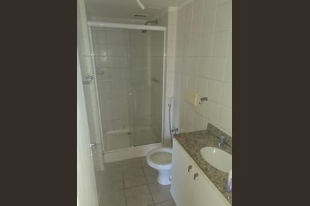 Apartamento à venda com 68m², 3 quartos e 1 vaga Apartamento à venda com 68m², 3 quartos e 1 vagaBanheiro