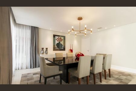 Apartamento à venda com 370m², 4 quartos e 5 vagas Apartamento à venda com 370m², 4 quartos e 5 vagasFoto 06