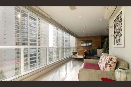 Apartamento à venda com 370m², 4 quartos e 5 vagas Apartamento à venda com 370m², 4 quartos e 5 vagasFoto 05