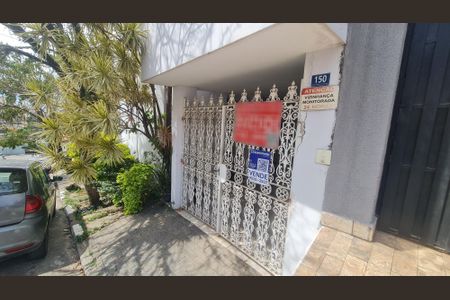 Casa à venda com 199m², 5 quartos e 1 vagaFachada