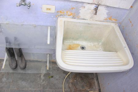 Casa à venda com 199m², 5 quartos e 1 vagaÁrea de Serviço