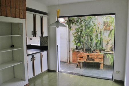 Casa à venda com 199m², 5 quartos e 1 vagaCozinha
