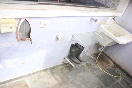 Casa à venda com 199m², 5 quartos e 1 vagaÁrea de Serviço