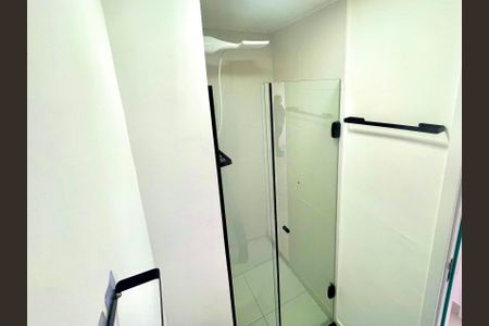 Apartamento à venda com 33m², 2 quartos e sem vagaBanheiro