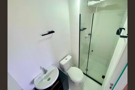 Apartamento à venda com 33m², 2 quartos e sem vagaBanheiro
